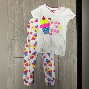 Ice cream pajama set size 2T good condition